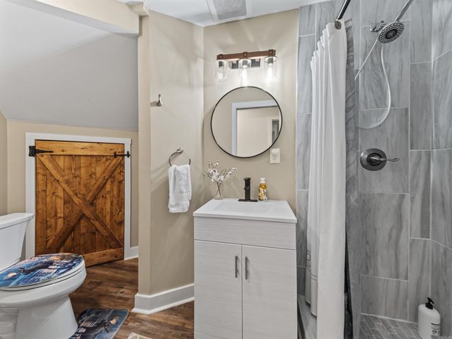 1556 Hamilton Dairy, Hot Springs, AR 71901