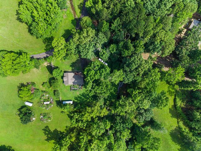 1556 Hamilton Dairy, Hot Springs, AR 71901