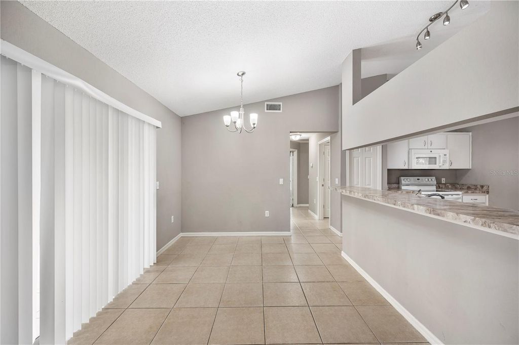 Image 14 of property listing at 5304 RAY PLACE, Lakeland, FL 33813