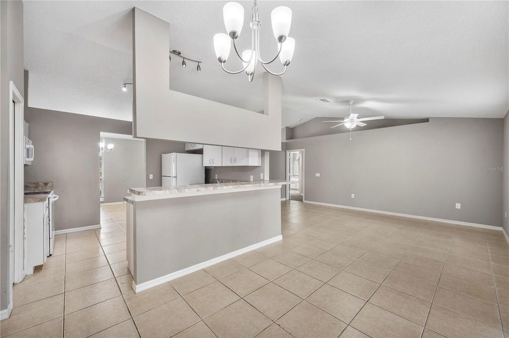 Image 15 of property listing at 5304 RAY PLACE, Lakeland, FL 33813