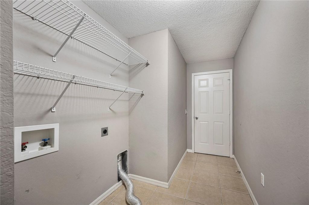 Image 22 of property listing at 5304 RAY PLACE, Lakeland, FL 33813