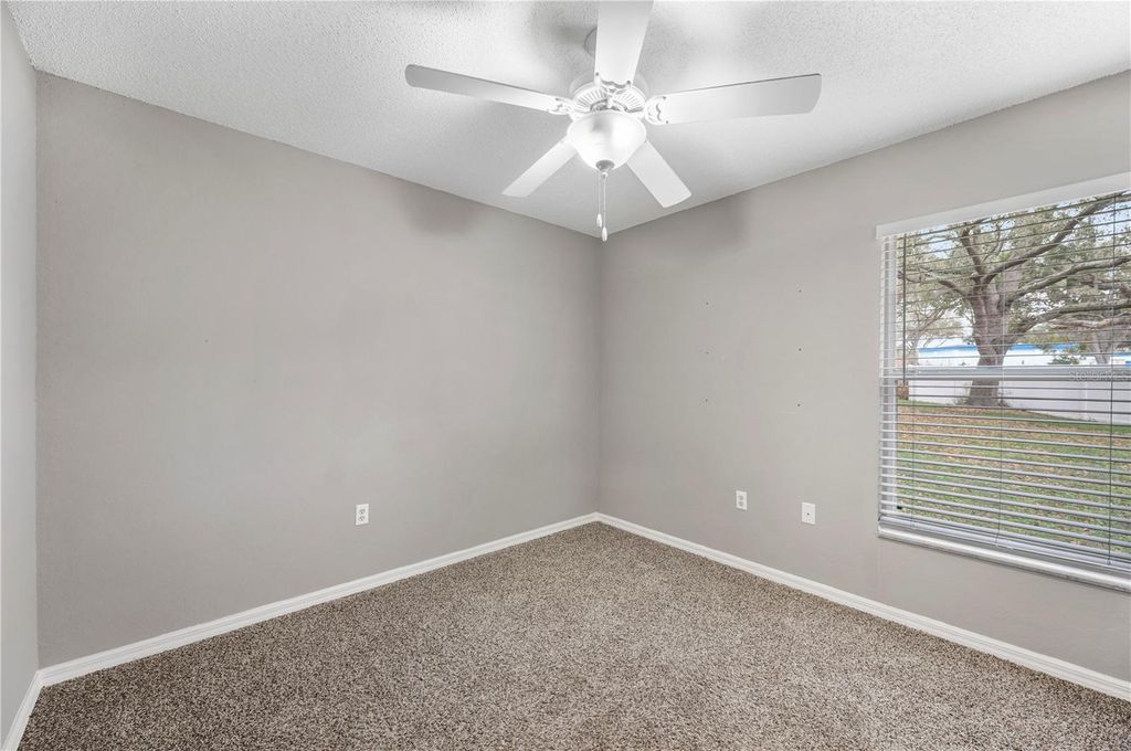 Image 24 of property listing at 5304 RAY PLACE, Lakeland, FL 33813