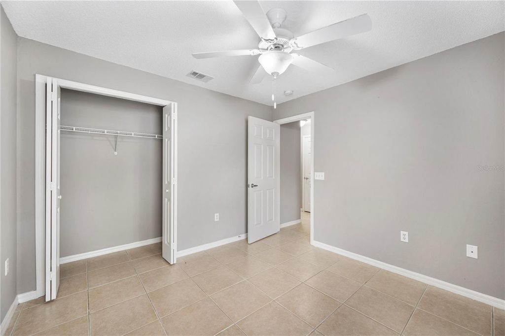 Image 27 of property listing at 5304 RAY PLACE, Lakeland, FL 33813