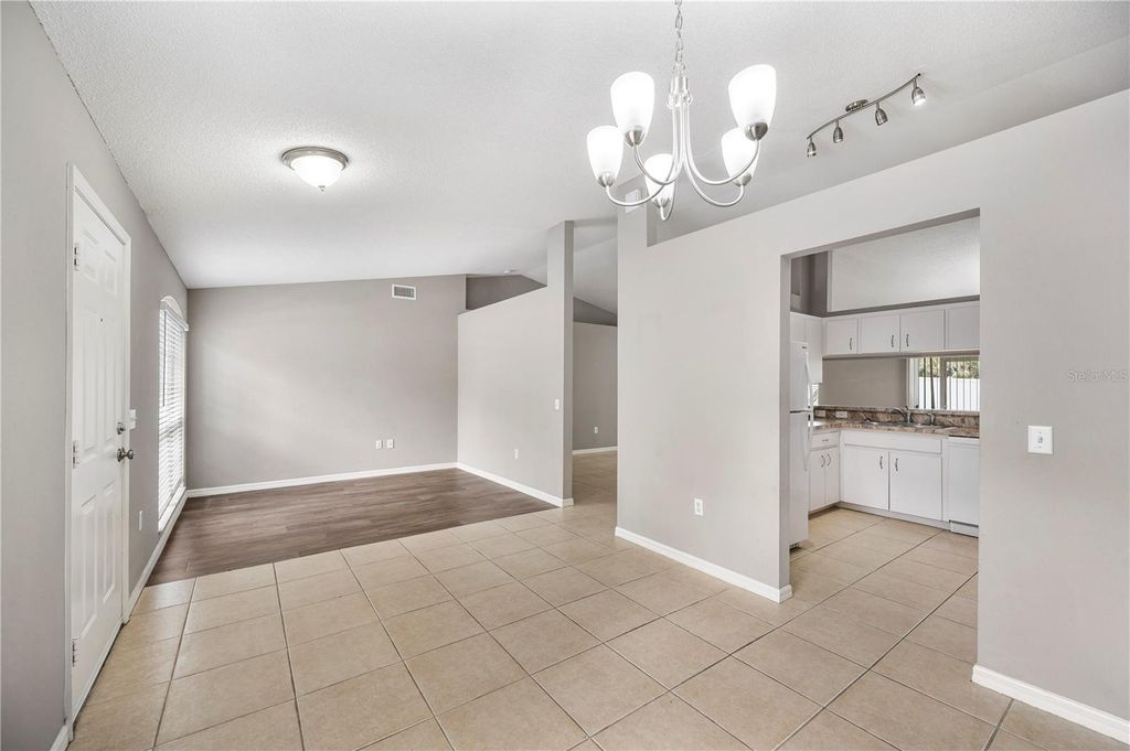 Image 7 of property listing at 5304 RAY PLACE, Lakeland, FL 33813