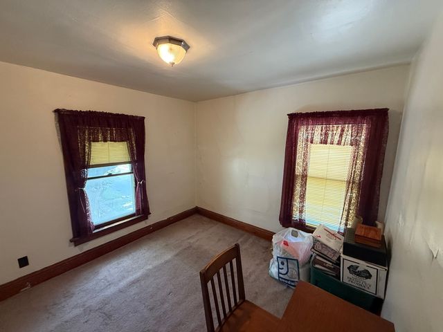 2528 Farnam Street, Davenport, IA 52803