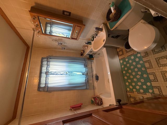 2528 Farnam Street, Davenport, IA 52803