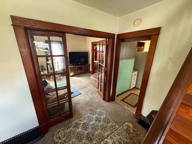 2528 Farnam Street, Davenport, IA 52803