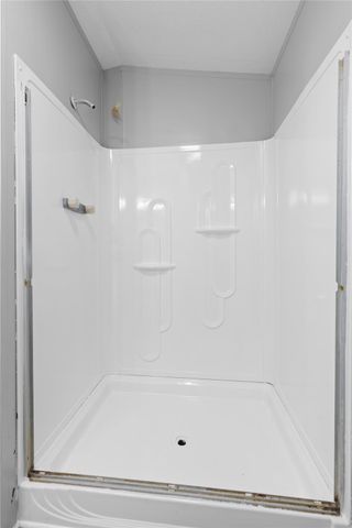 184 Lions Circle, Onalaska, TX 77360