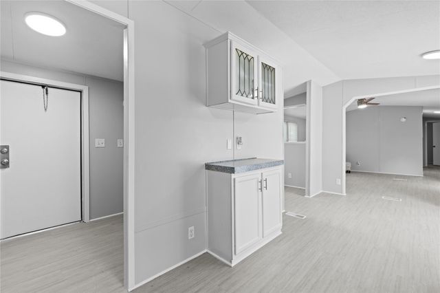 184 Lions Circle, Onalaska, TX 77360