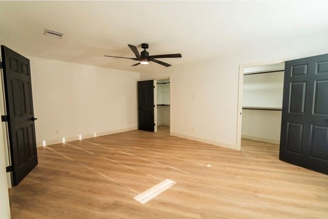1402 Bayou Shore Drive, Galveston, TX 77551