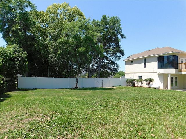 1203 SE 49TH AVENUE, Ocala, FL 34471