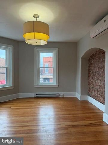 2326 S 12TH ST S, Philadelphia, PA 19148