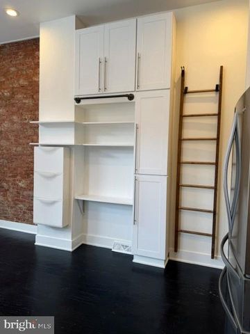 2326 S 12TH ST S, Philadelphia, PA 19148