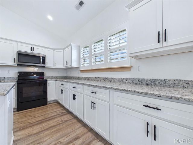 7509 Clarence Court, Glen Carbon, IL 62034