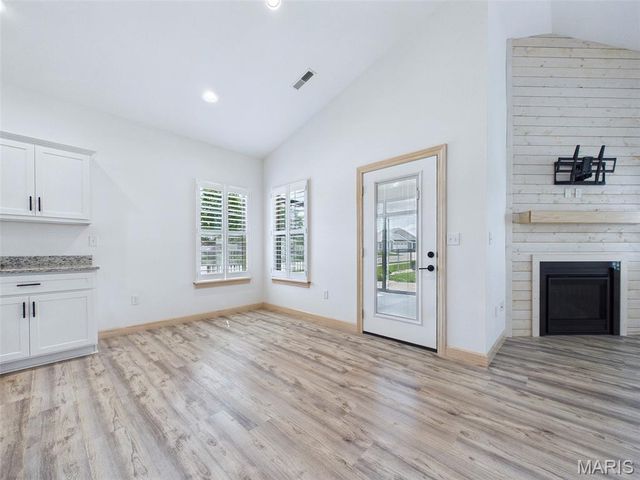 7509 Clarence Court, Glen Carbon, IL 62034
