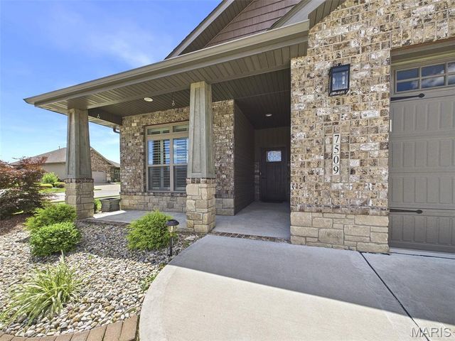 7509 Clarence Court, Glen Carbon, IL 62034