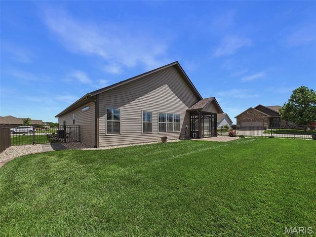 7509 Clarence Court, Glen Carbon, IL 62034