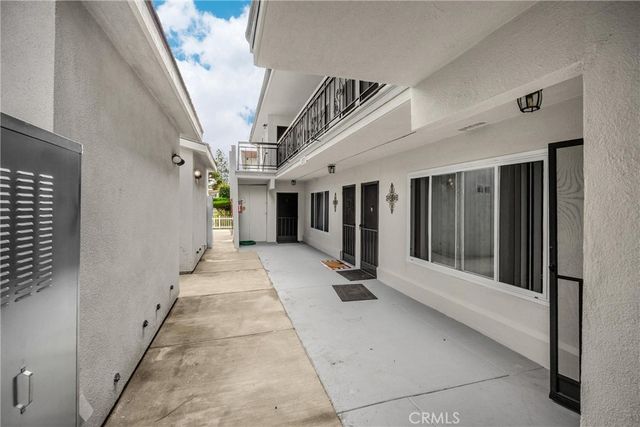 12571 Kensington Lane 6, Garden Grove, CA 92840