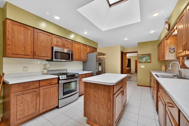 6473 Sunset Drive #1, Verona, WI 53593