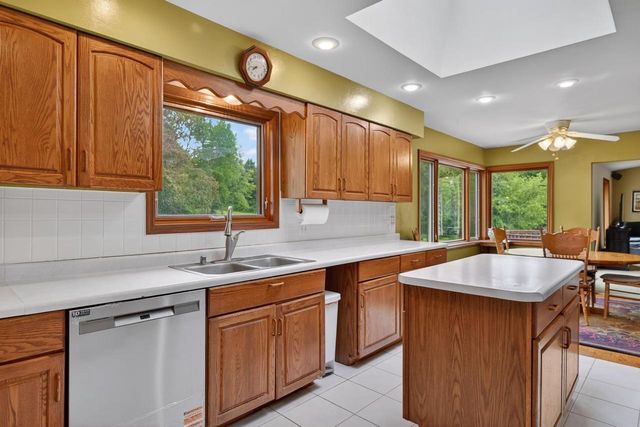 6473 Sunset Drive #1, Verona, WI 53593