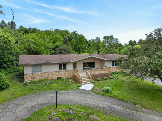 6473 Sunset Drive #1, Verona, WI 53593