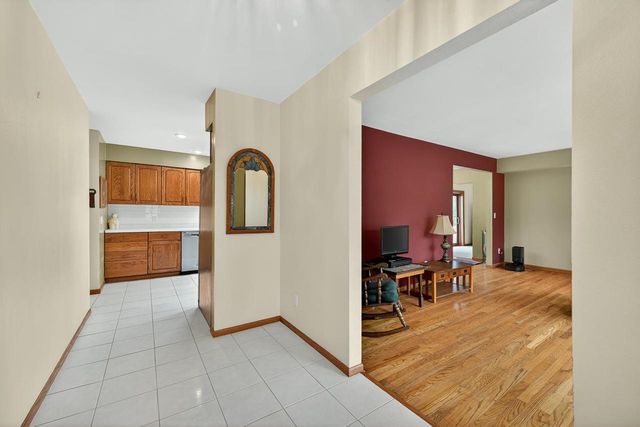 6473 Sunset Drive #1, Verona, WI 53593