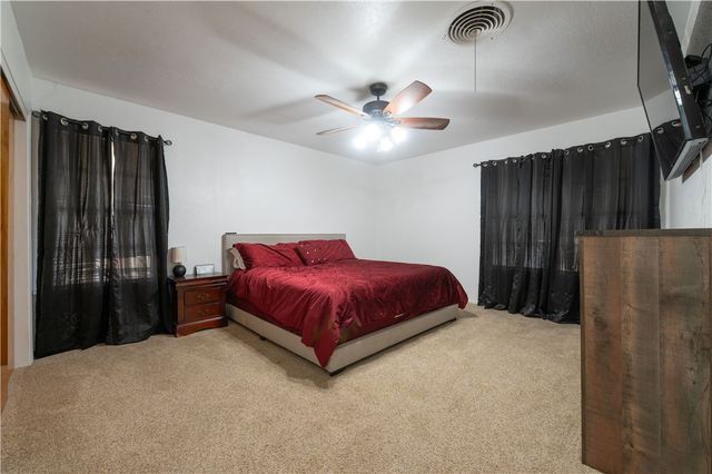 304 Elizabeth Ave, Kingsville, TX 78363