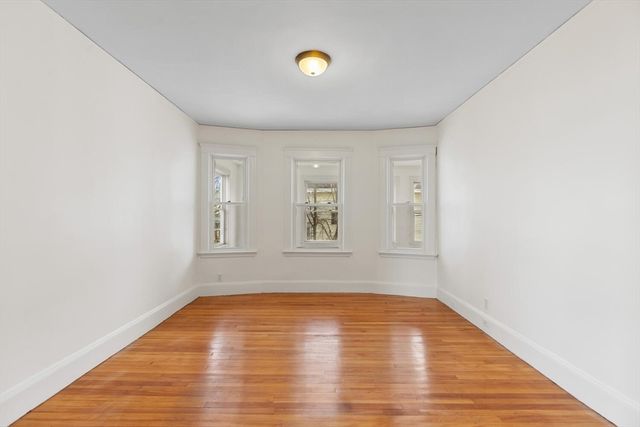 3 Clayton St 3, Watertown, MA 02472