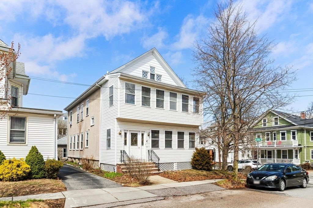 3 Clayton St 3, Watertown, MA 02472