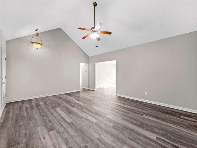 136 Crown Forest Drive, Mcdonough, GA 30252