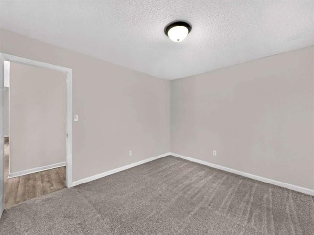 136 Crown Forest Drive, Mcdonough, GA 30252