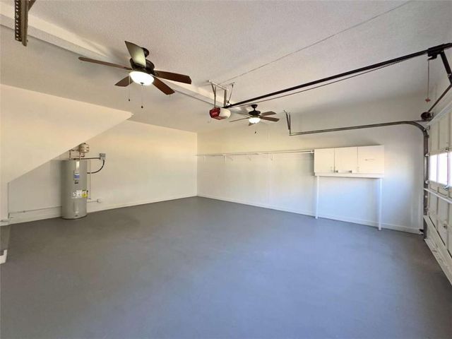 136 Crown Forest Drive, Mcdonough, GA 30252