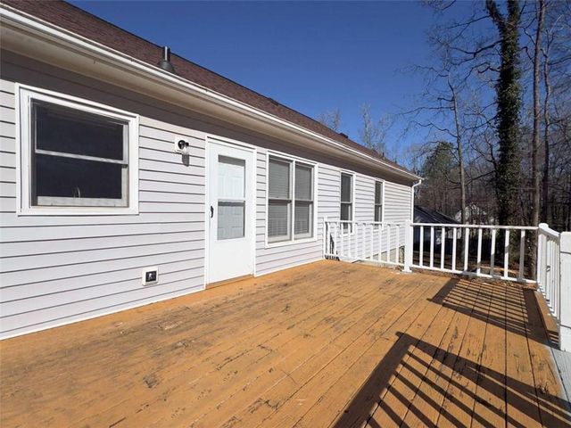 136 Crown Forest Drive, Mcdonough, GA 30252