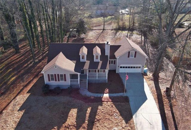 136 Crown Forest Drive, Mcdonough, GA 30252