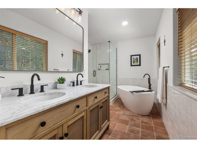 798 S Dory Lakes Dr, Black Hawk, CO 80422