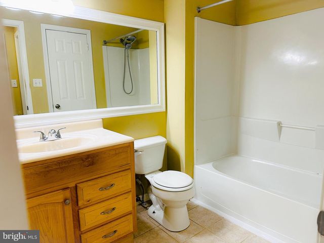 328A DELANCEY PL, Mount Laurel, NJ 08054