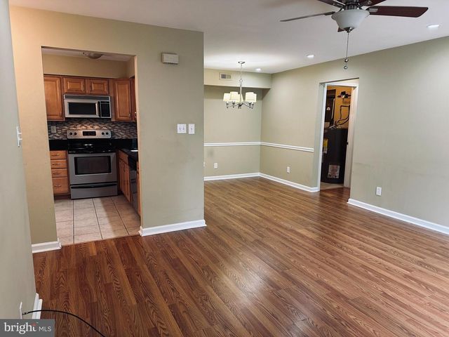 328A DELANCEY PL, Mount Laurel, NJ 08054
