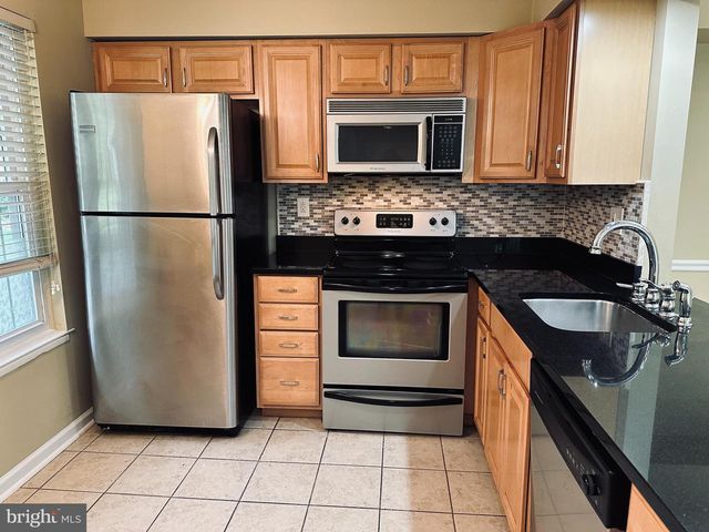 328A DELANCEY PL, Mount Laurel, NJ 08054
