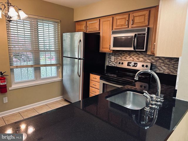 328A DELANCEY PL, Mount Laurel, NJ 08054