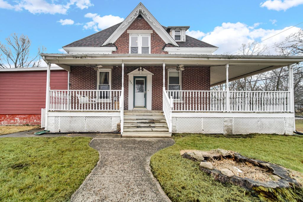 1201 Lincoln Street, Lowell, IN 46356