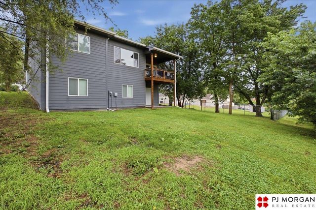 4423 R Street, Omaha, NE 68107