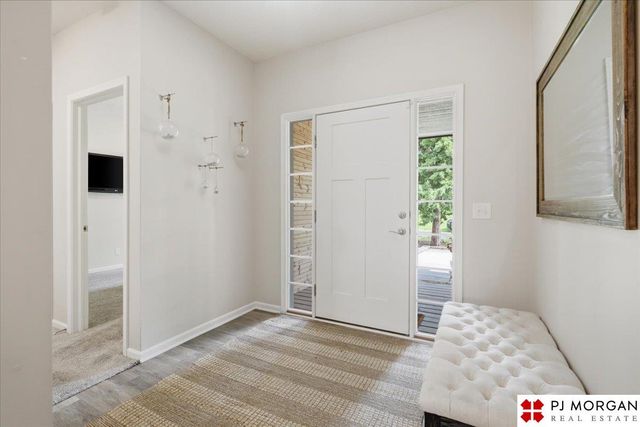 4423 R Street, Omaha, NE 68107
