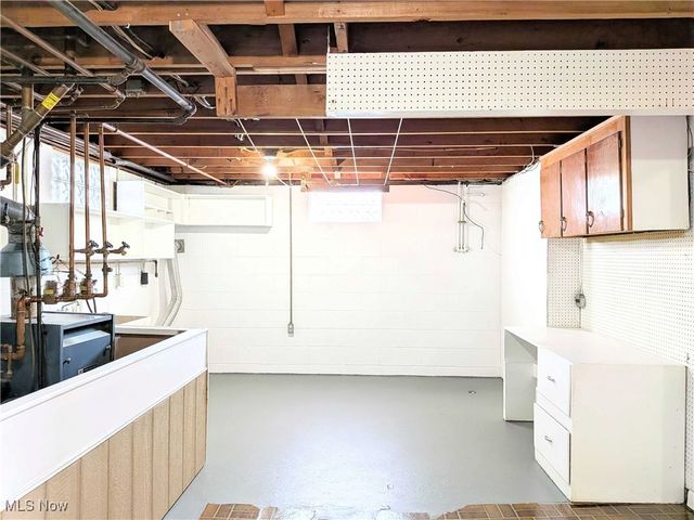 2224 Tennyson Street NW, Massillon, OH 44646