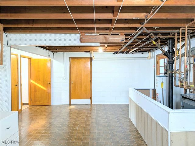 2224 Tennyson Street NW, Massillon, OH 44646