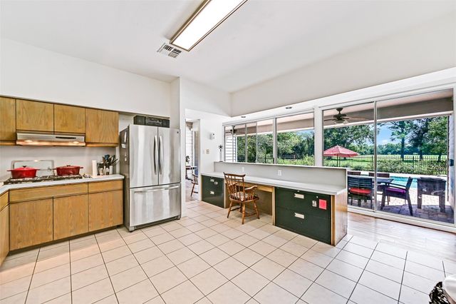 1412 Hollier Road, Friendswood, TX 77546