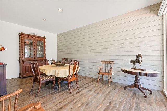 1412 Hollier Road, Friendswood, TX 77546