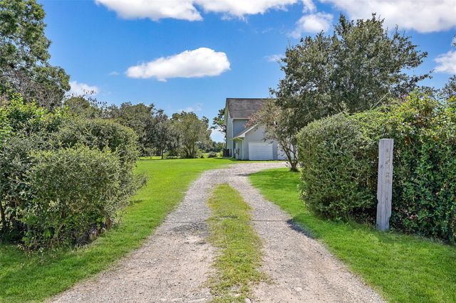 1412 Hollier Road, Friendswood, TX 77546