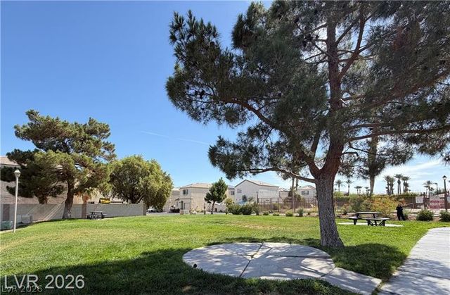 9950 Swimming Hole Street, Las Vegas, NV 89183