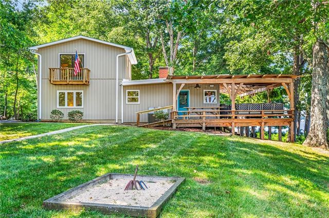 405 Waterway Drive, Lexington, NC 27292