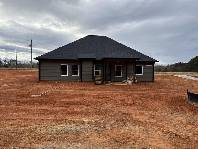 2089 N Hicks Road, Toccoa, GA 30577